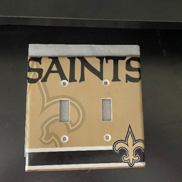 New Orleans Saints wall Switch Plate Cover - double switch - EUC - Picture 1 of 2